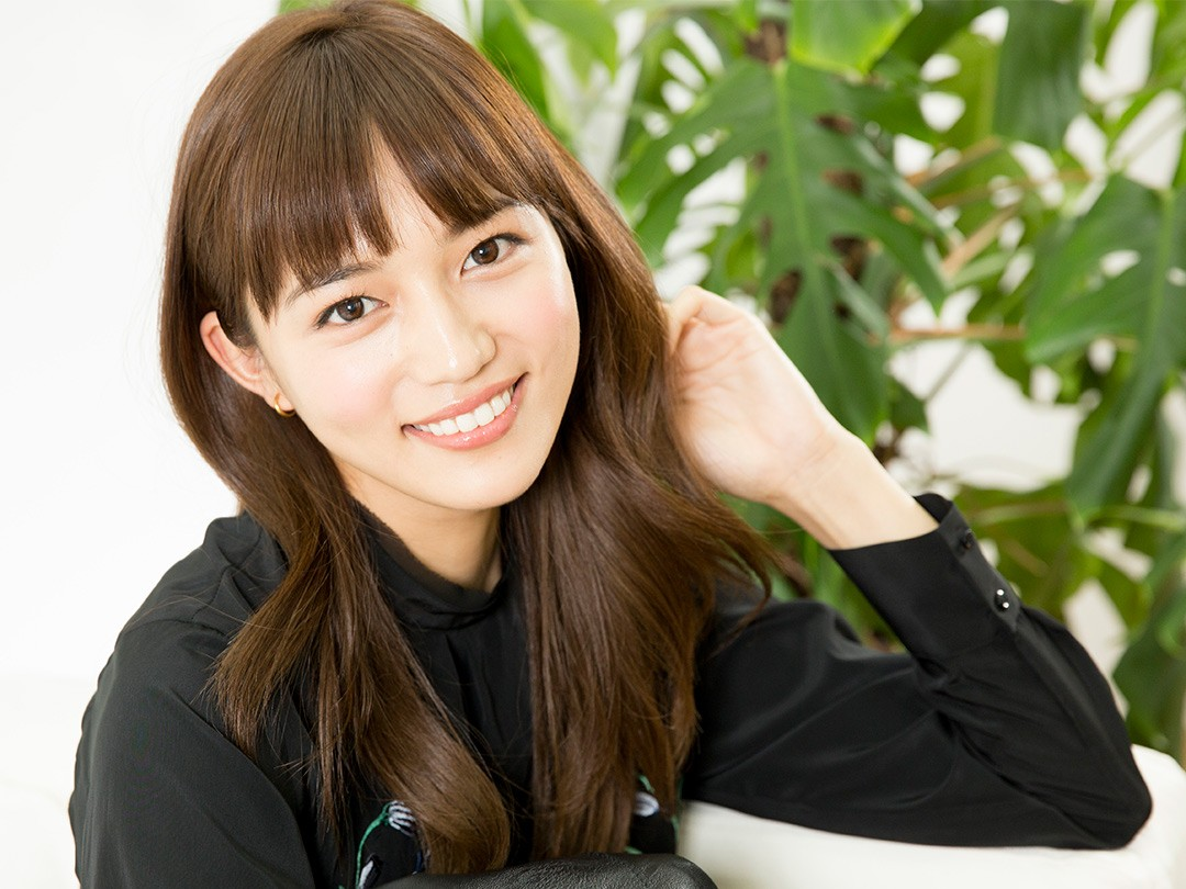 顔が変わったと話題 川口春奈が目 鼻 エラを整形 昔の画像と比較検証 Mayukiの俳優専門ブログ